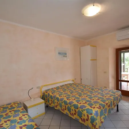 Casa Rosada - Piscina, Aria Condizionata, Terrazze E Posti Auto Marina di Campo