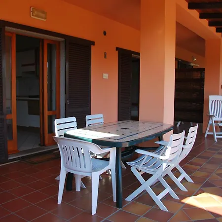 Casa Rosada - Piscina, Aria Condizionata, Terrazze E Posti Auto Marina di Campo