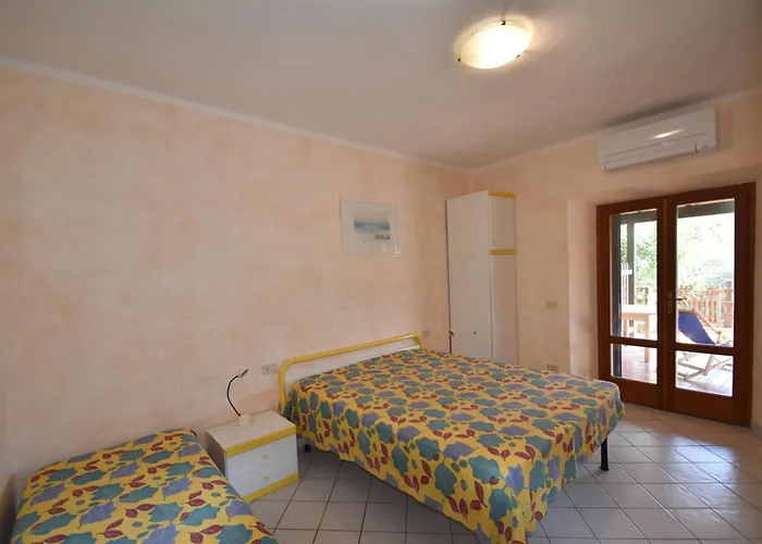 Casa Rosada - Piscina, Aria Condizionata, Terrazze E Posti Auto Marina di Campo